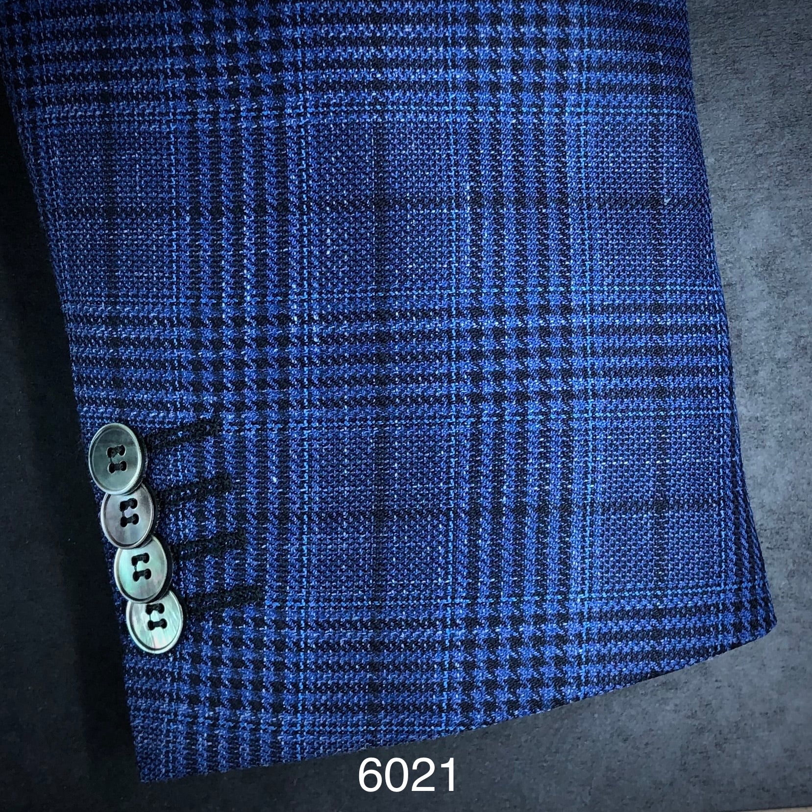 Contemporary Fit | Linen/ Silk/ Wool | 6021