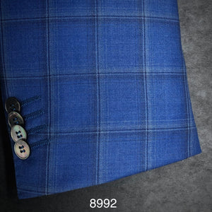 Mid Blue Box | Contemporary | All Wool | 8992