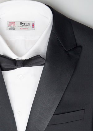 Black Tuxedo w/ Peak | Byron Collection | All Wool | 3791